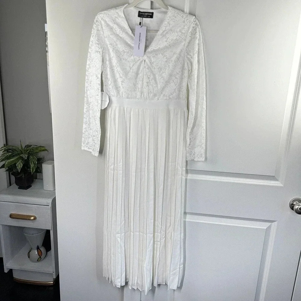 New Modcloth‎ Little Mistress Lacing Down the Aisle Maxi Dress Size 6, 10 NWT